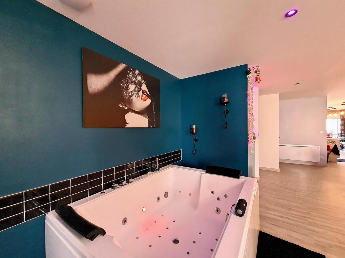 Nuit Insolite-Room Love Saint-Germain  Exteriör bild